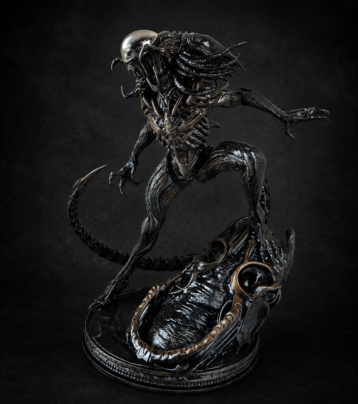 Figura de Predalien Coleccionable en Resina Premium