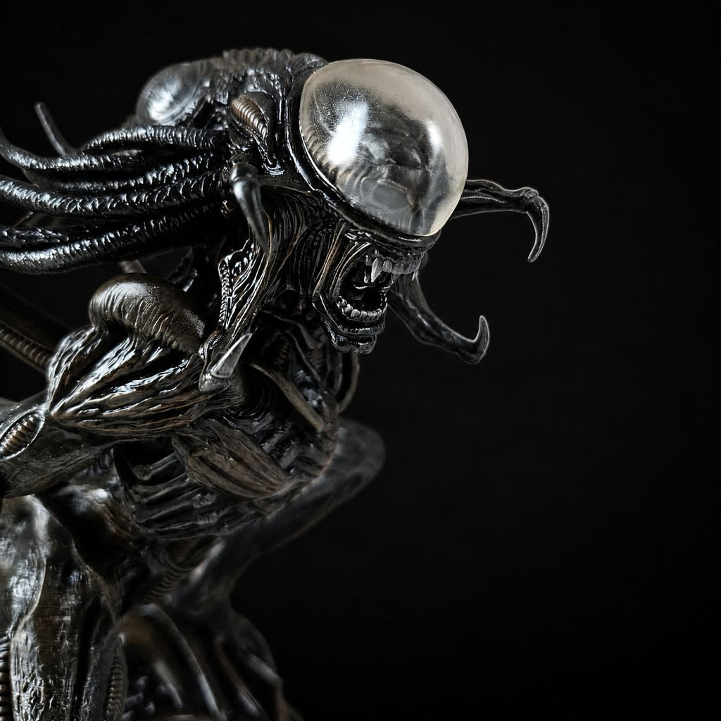 Figura de Predalien Coleccionable en Resina Premium